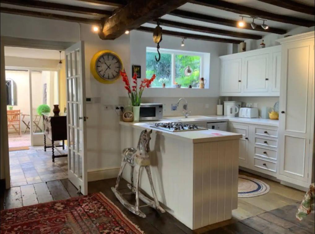 Pass The Keys Magical Period House In The Heart Of Ludlow Luaran gambar