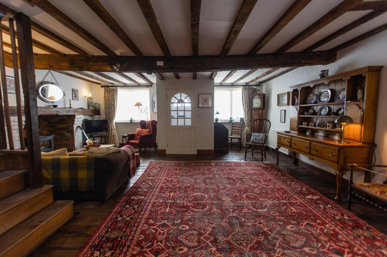 Pass The Keys Magical Period House In The Heart Of Ludlow Luaran gambar